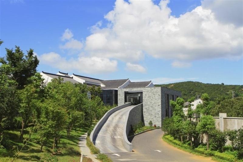 Suzhou Hanyuan Yacht&Resort Hotel Exterior photo